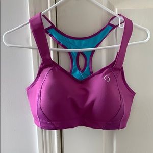 NWOT Moving Comfort Juno Sports Bra